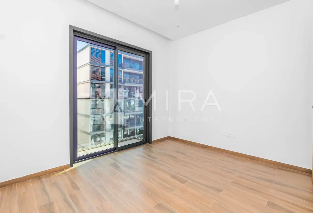 Corner Unit | Prime Location | Burj Khalifa View