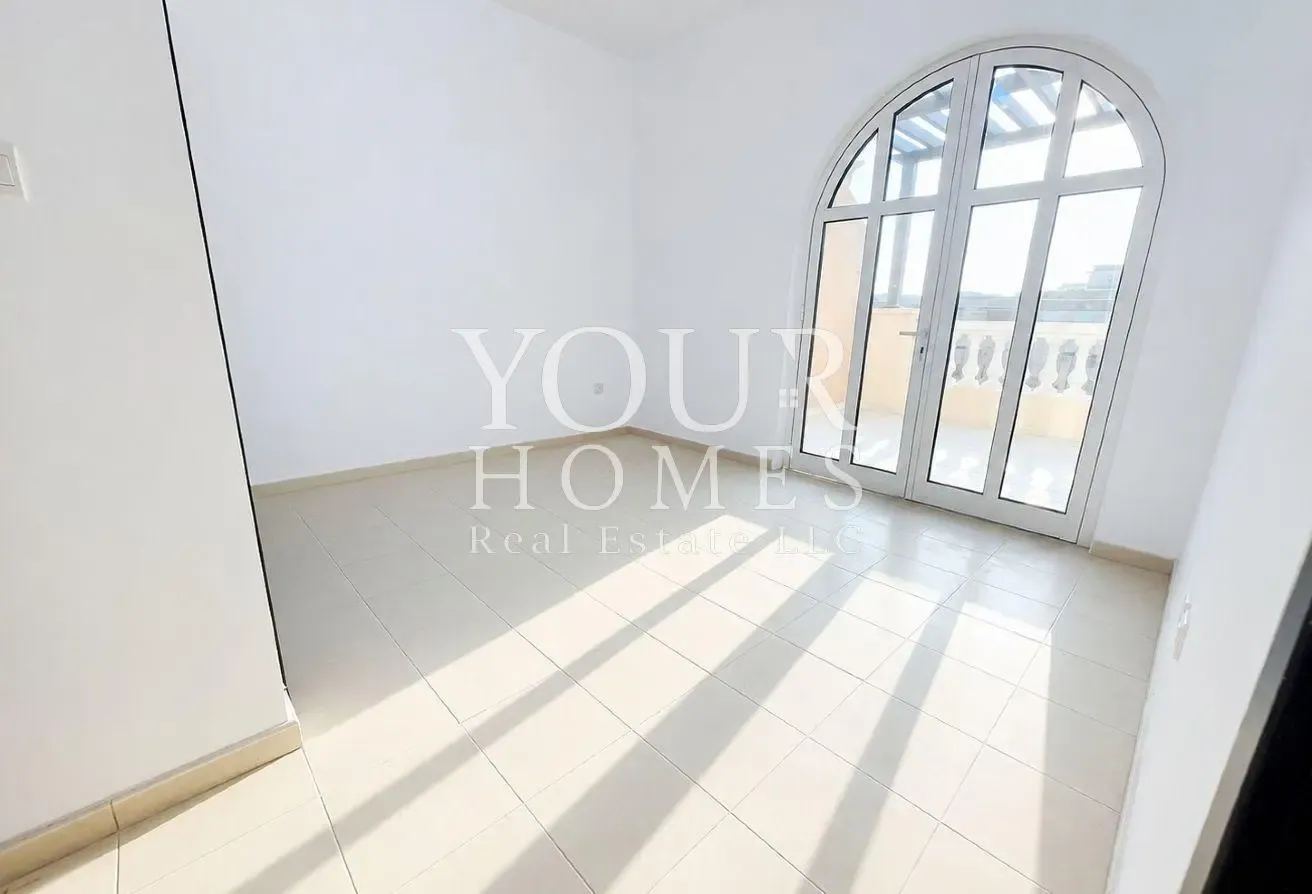 Spacious 2 BR | Prime Location | High ROI