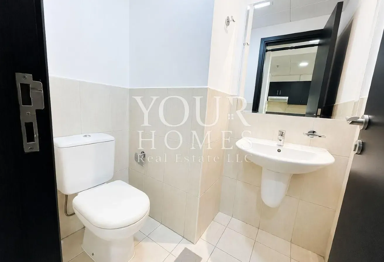 Spacious 2 BR | Prime Location | High ROI