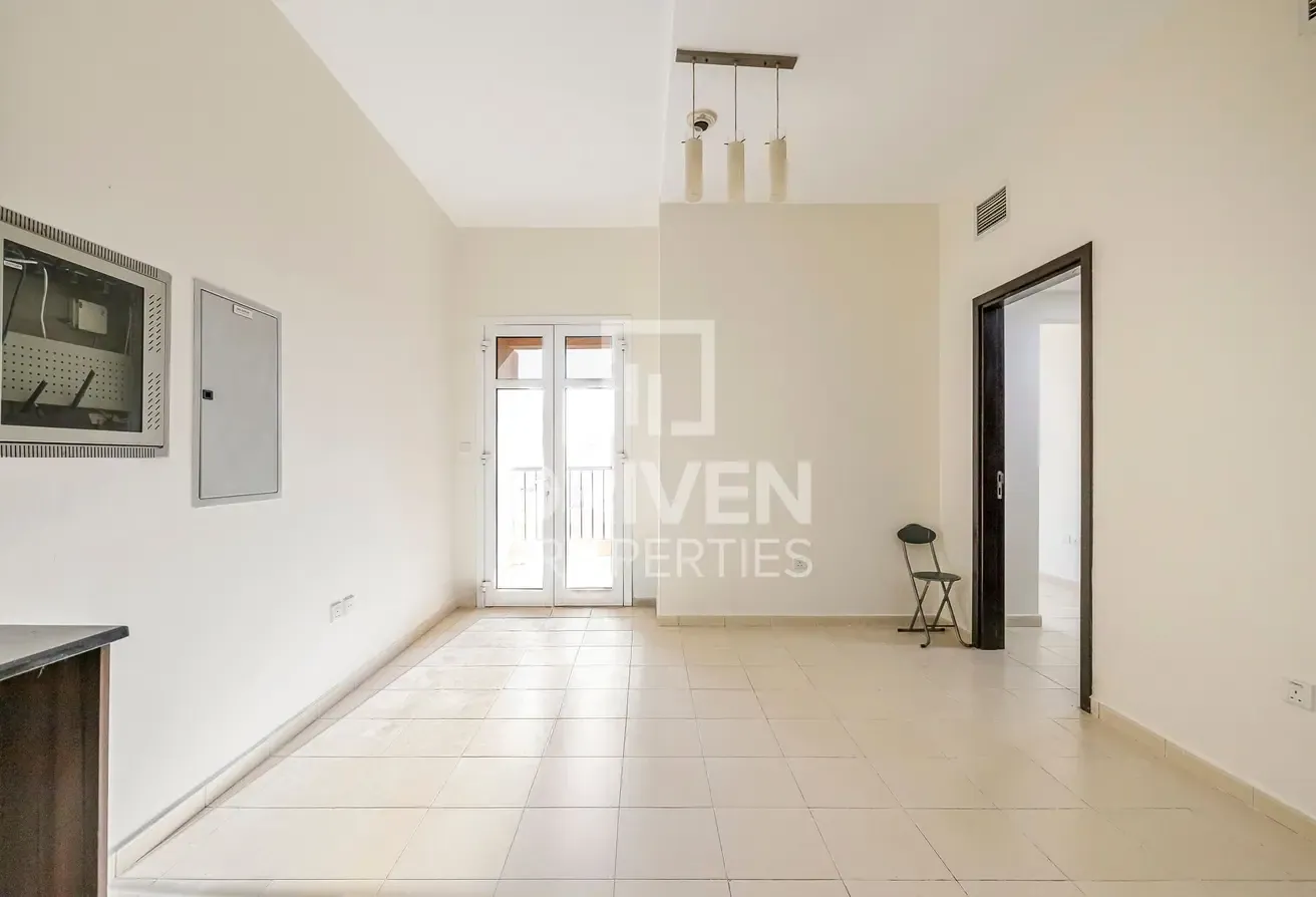 Motivated Seller | Opportunity Deal | Mid Floor