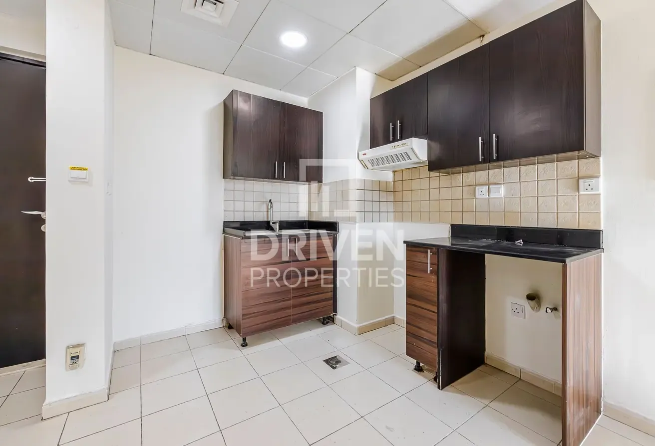 Motivated Seller | Opportunity Deal | Mid Floor