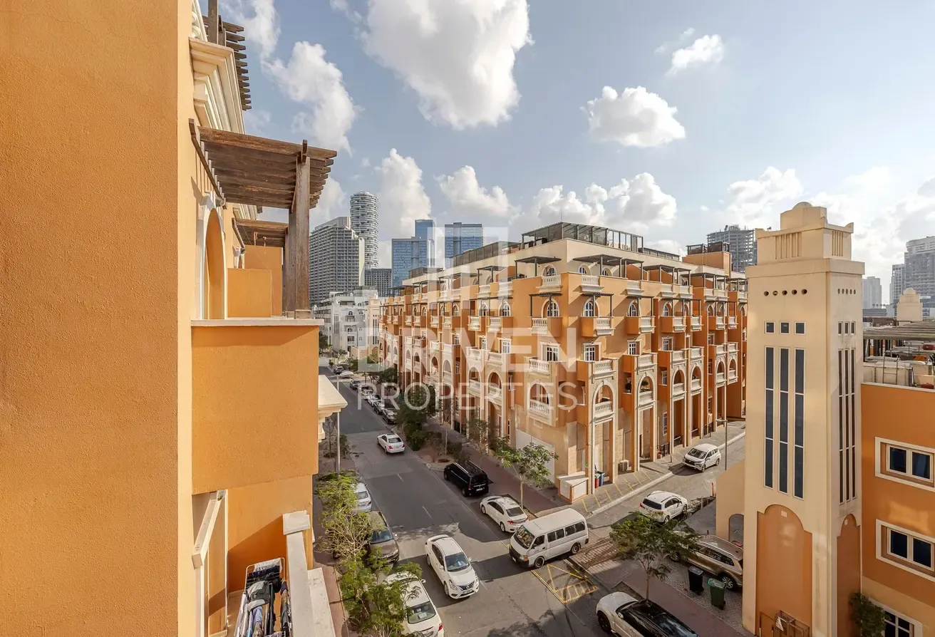 Mid Floor | Community View | Available in August