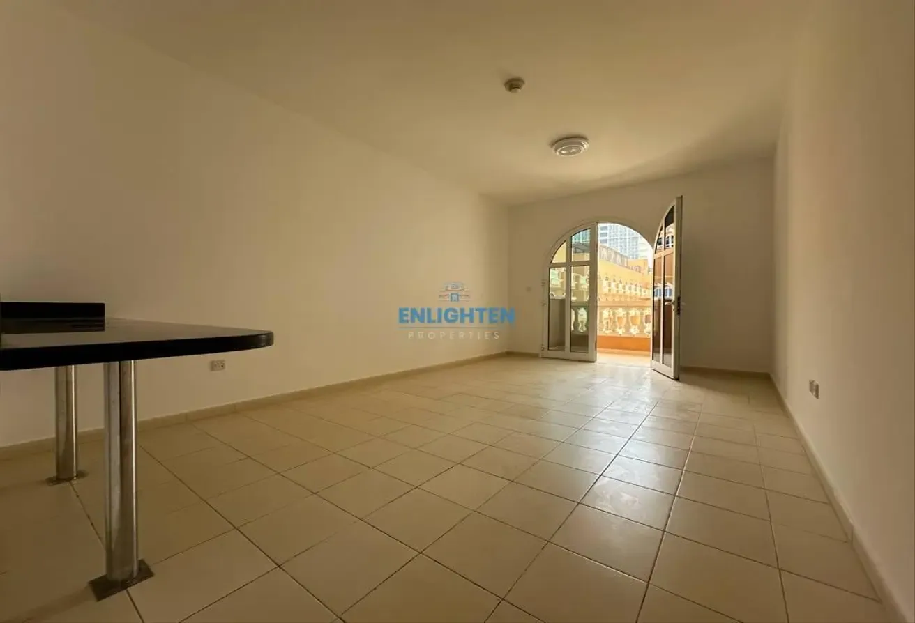 VACANT 2BR | PRIME LOCATION | WELL MAINTAINED