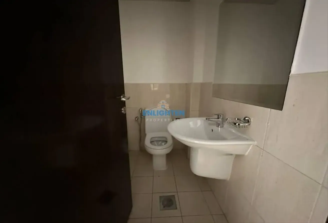 VACANT 2BR | PRIME LOCATION | WELL MAINTAINED