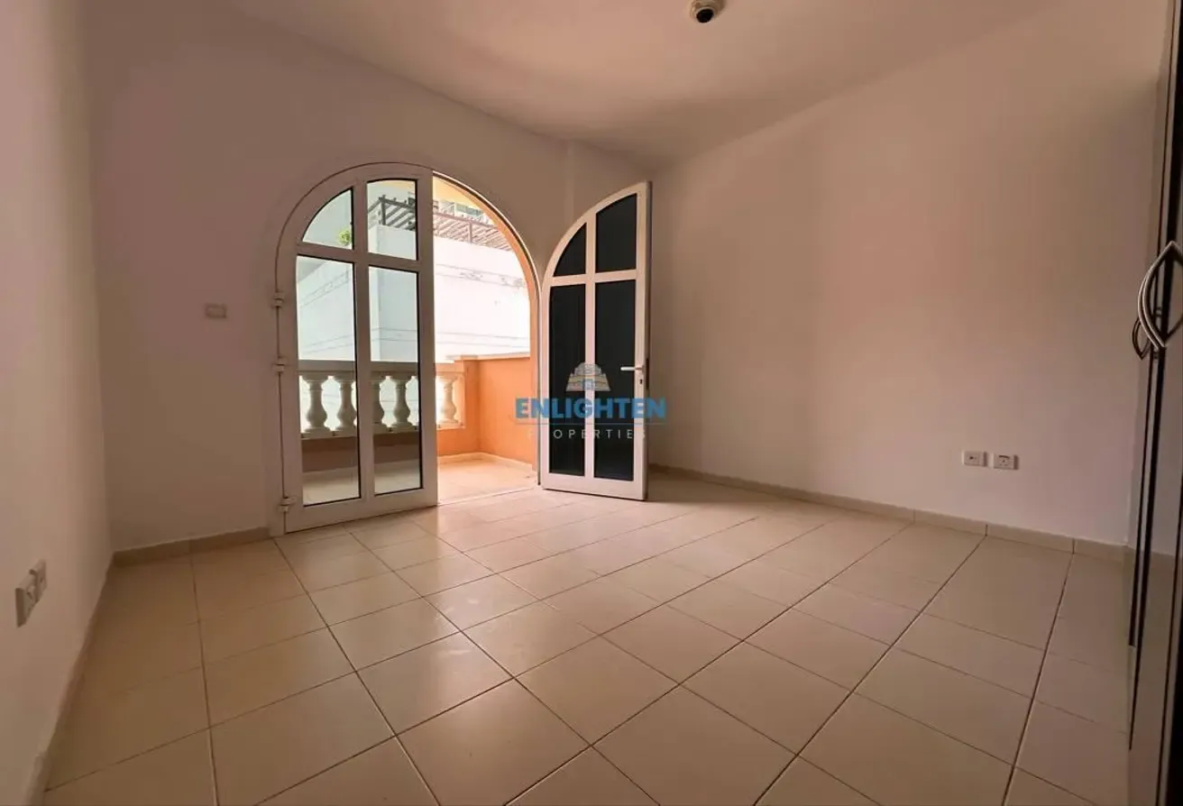 VACANT 2BR | PRIME LOCATION | WELL MAINTAINED