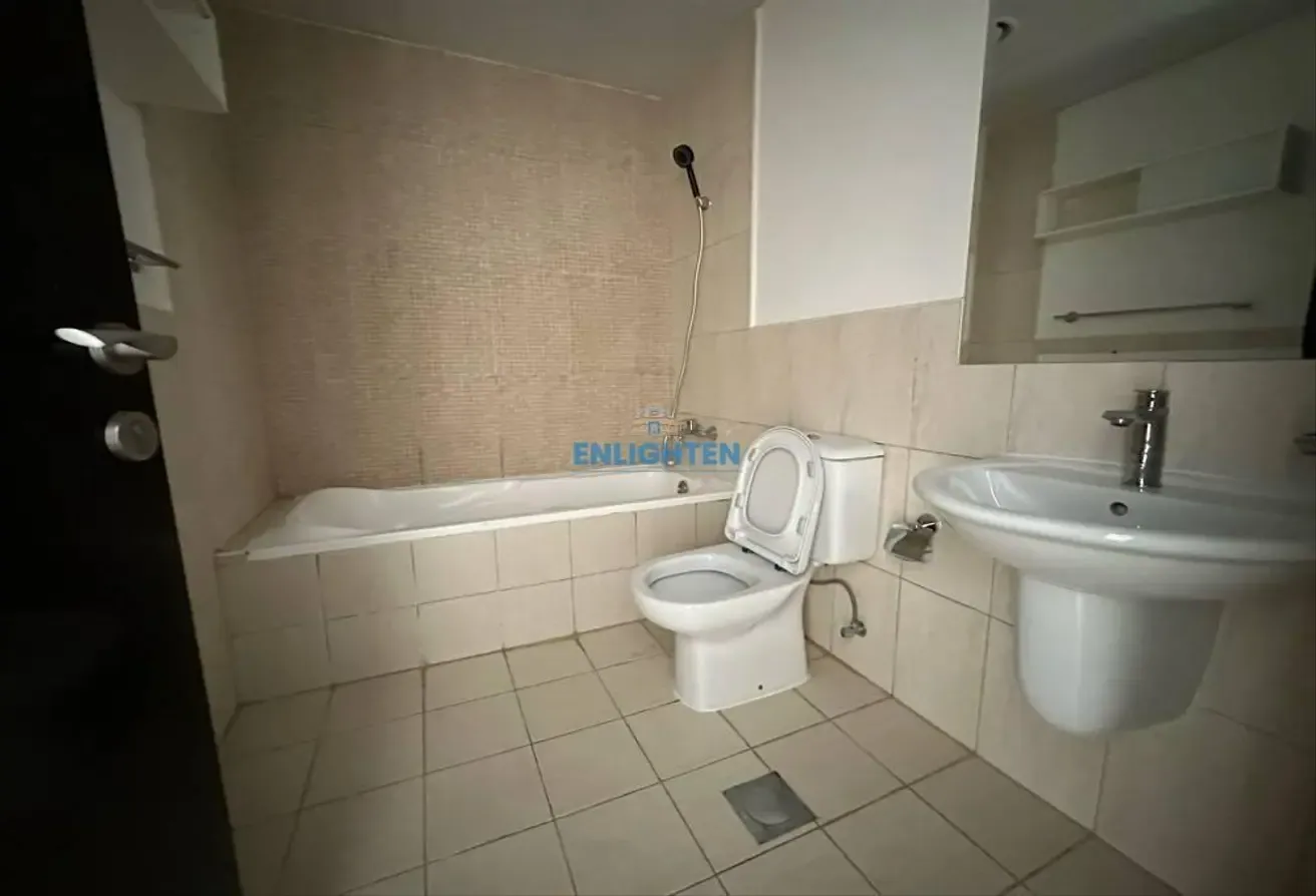 VACANT 2BR | PRIME LOCATION | WELL MAINTAINED