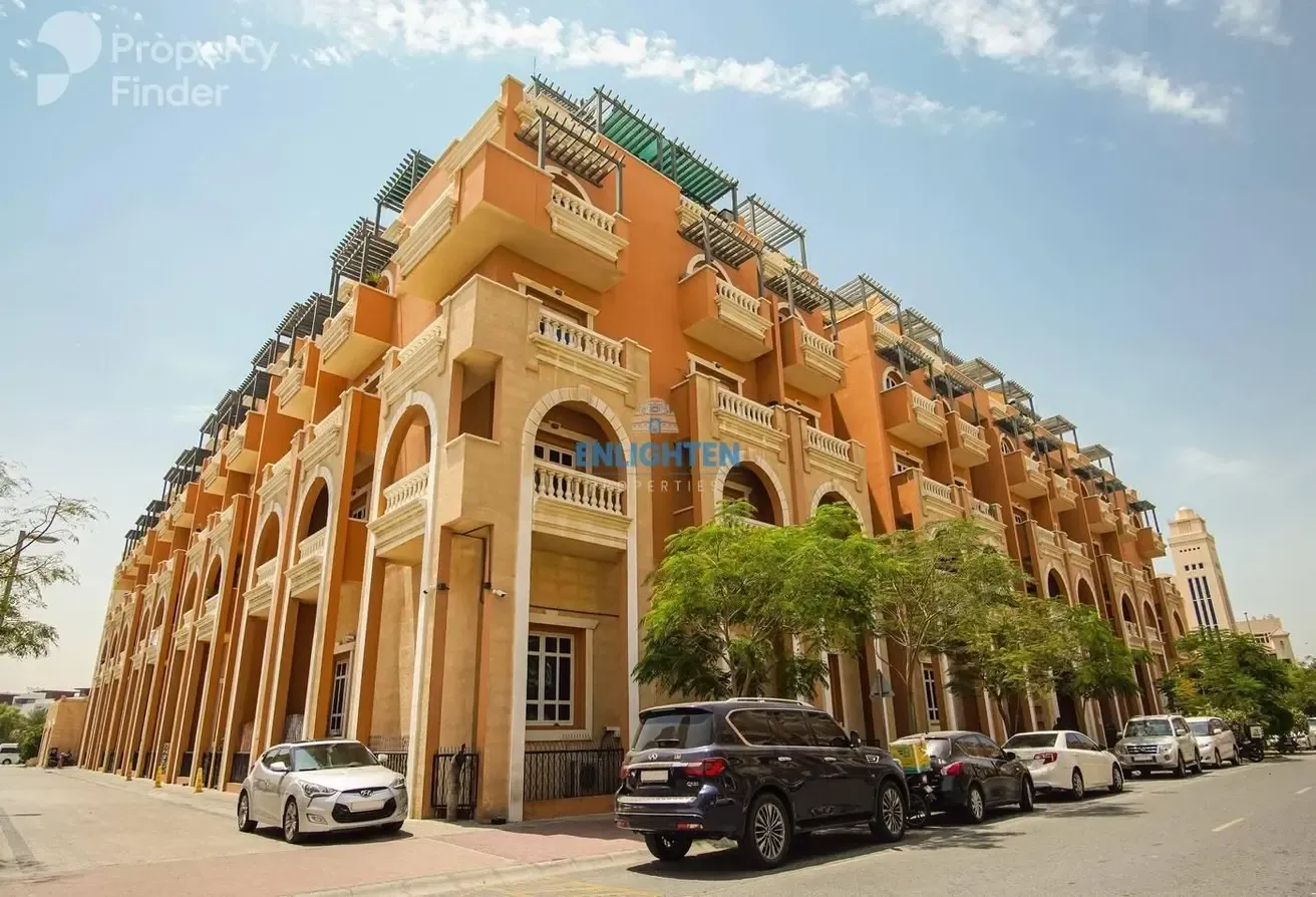 SPACIOUS 2BHK | VACANT SOON | COMMUNITY FACING