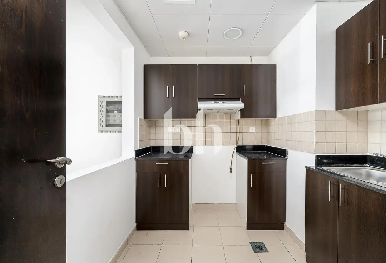 Rented | Exclusive | Bright | Community View