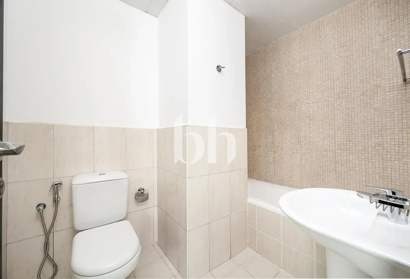 Rented | Exclusive | Bright | Community View