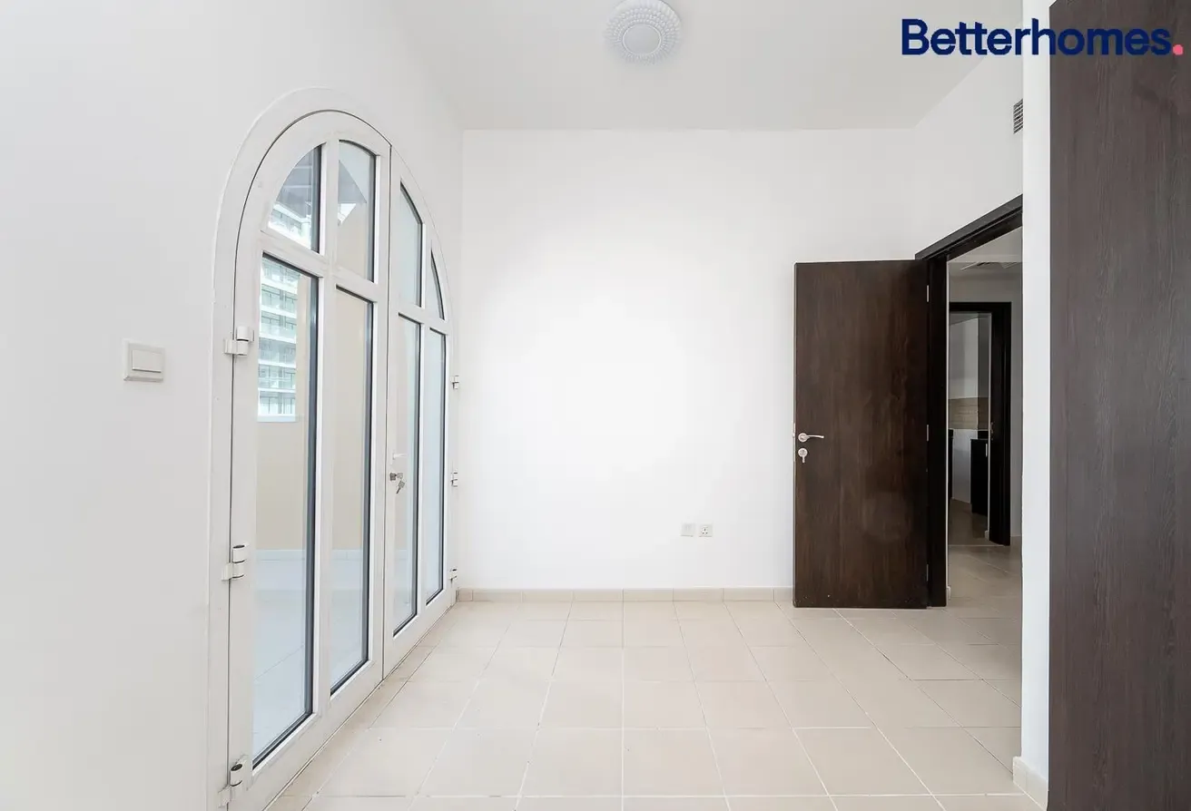Rented | Exclusive | Bright | Community View