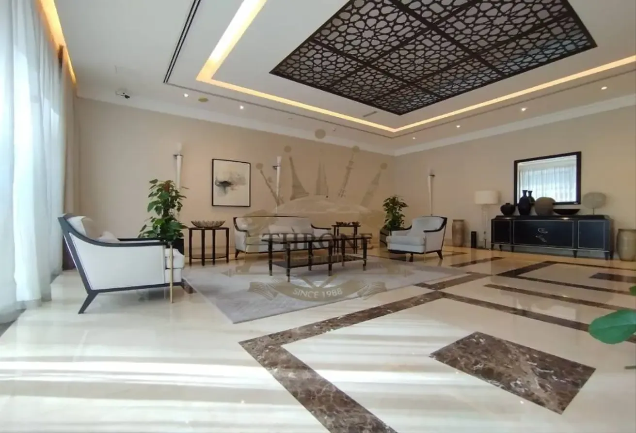 Prime 2BR | Walk to MOE&Metro | Vacant | Spacious