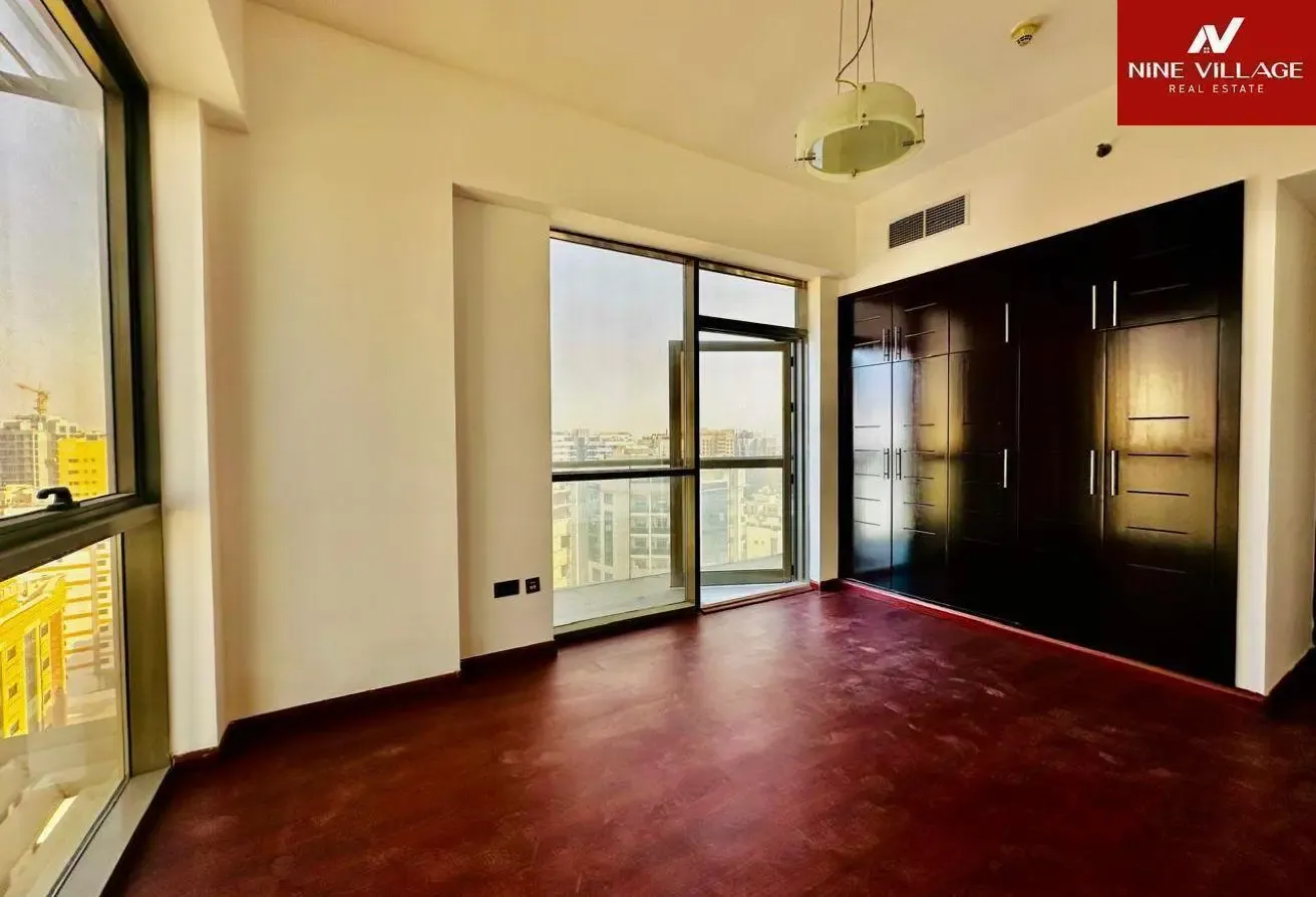 Fully furnished | modern unit | Near to MOE