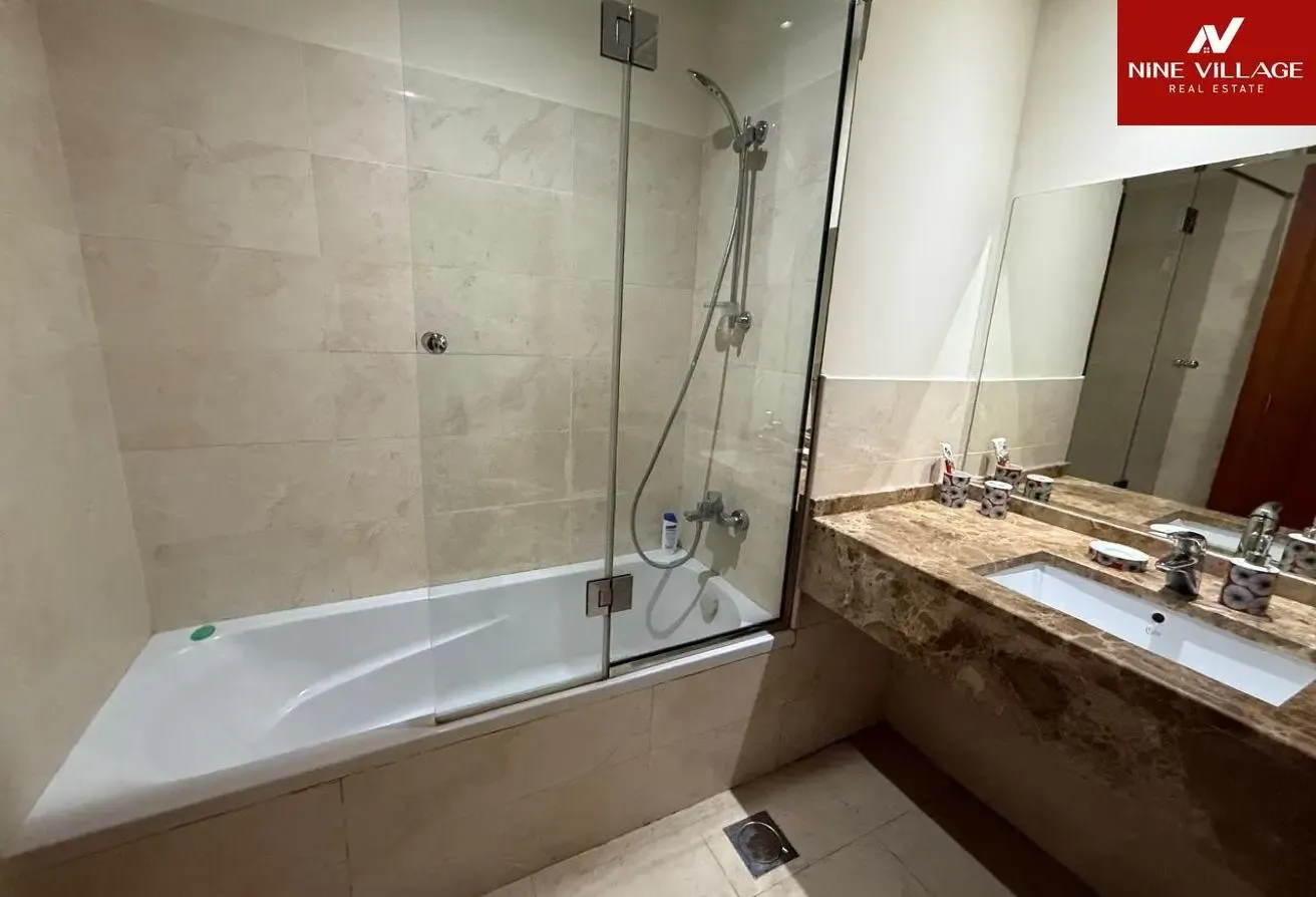 Fully furnished | modern unit | Near to MOE