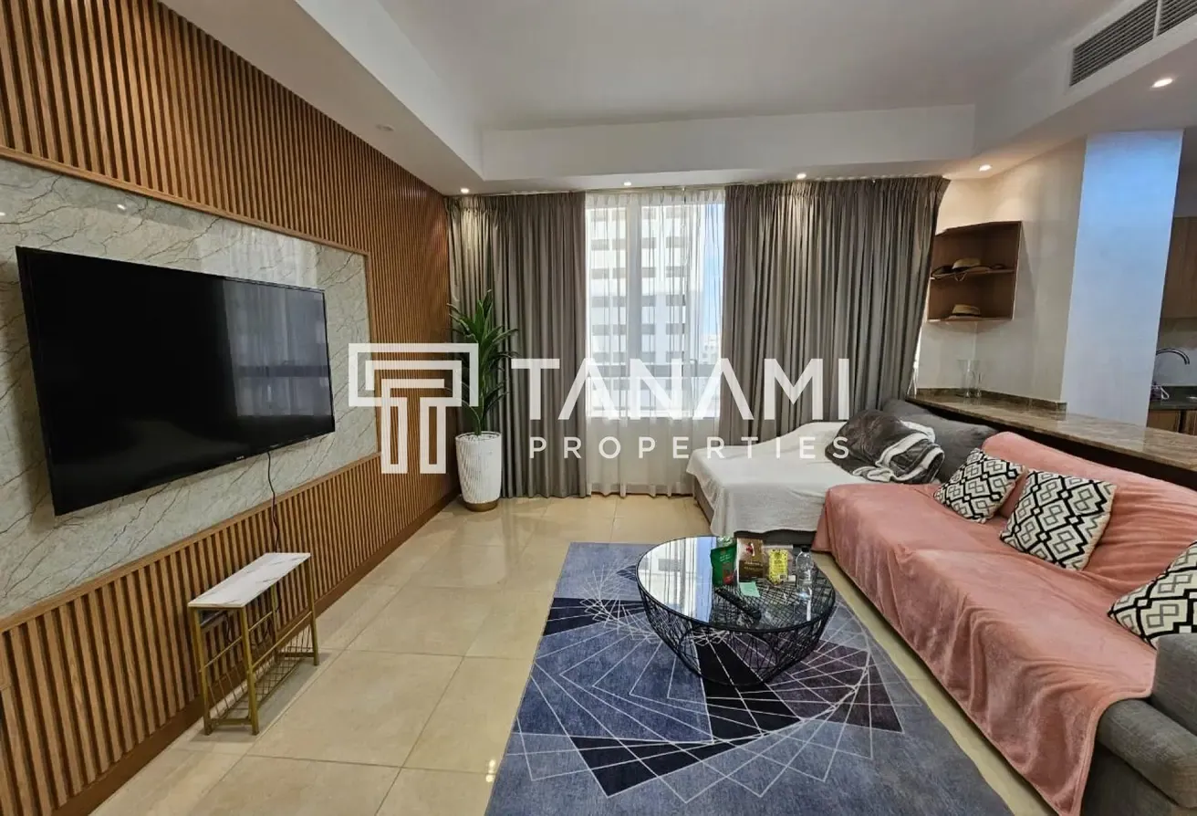 Corner Unit | Fully Furnished | Close to Metro