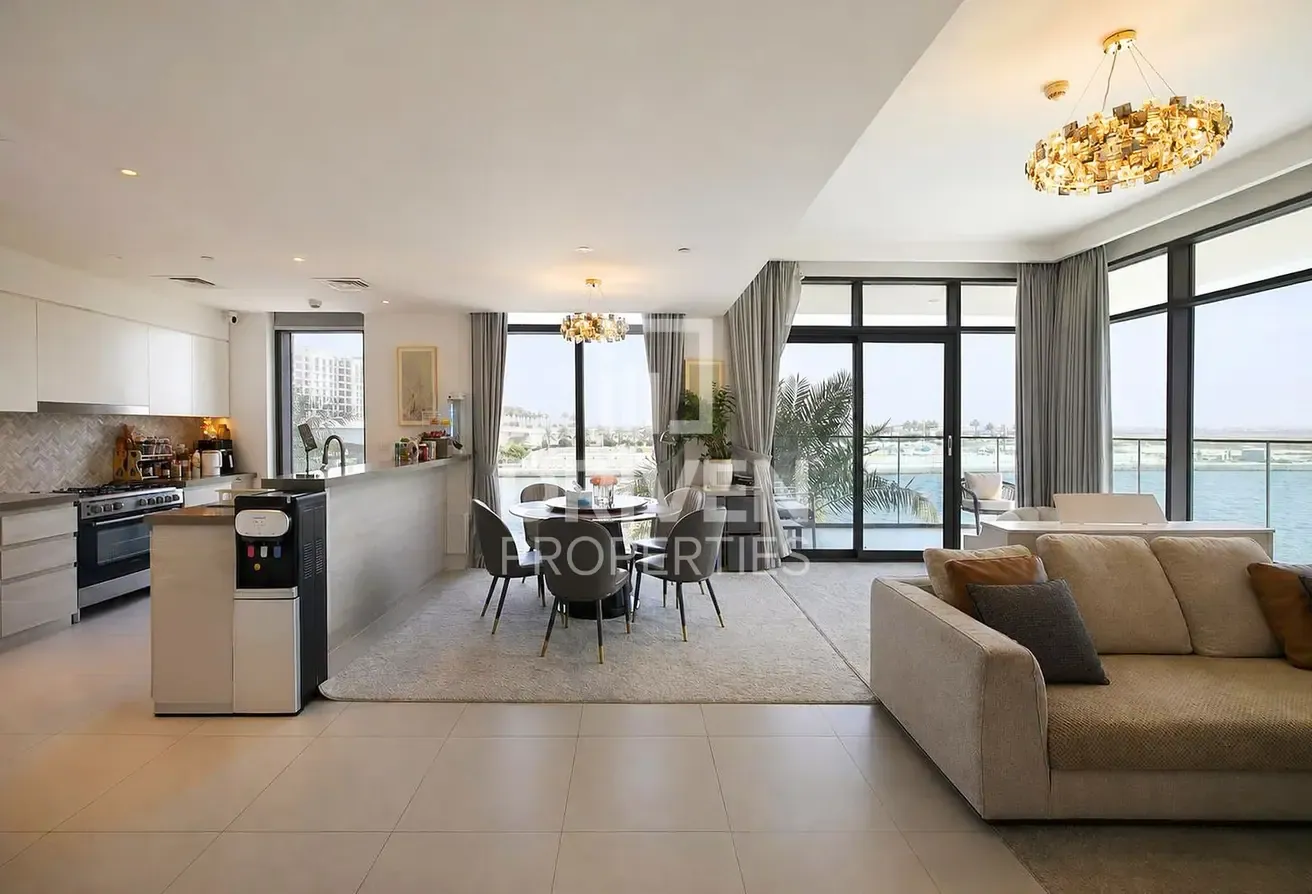 Full Canal View | Big Layout | Prime Location