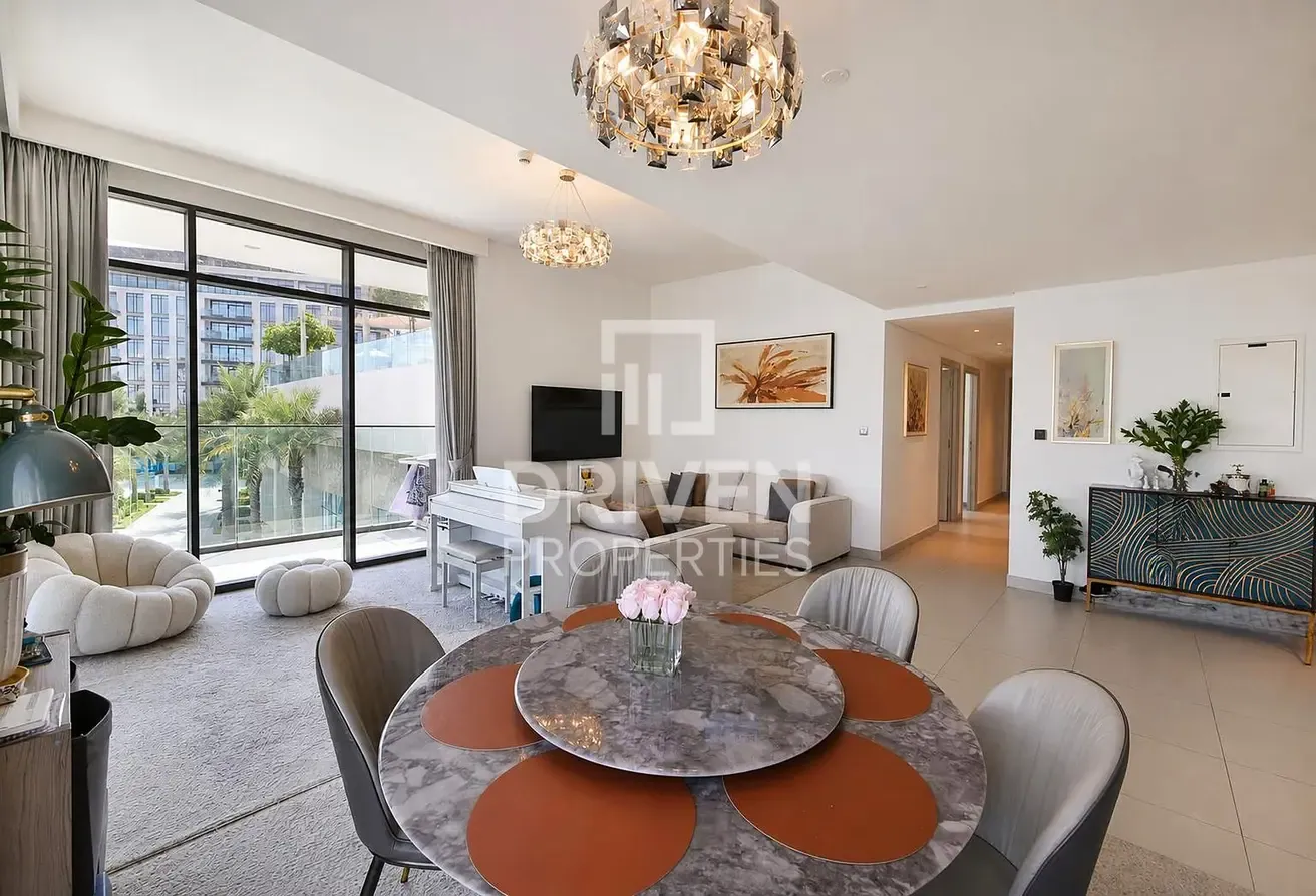 Full Canal View | Big Layout | Prime Location