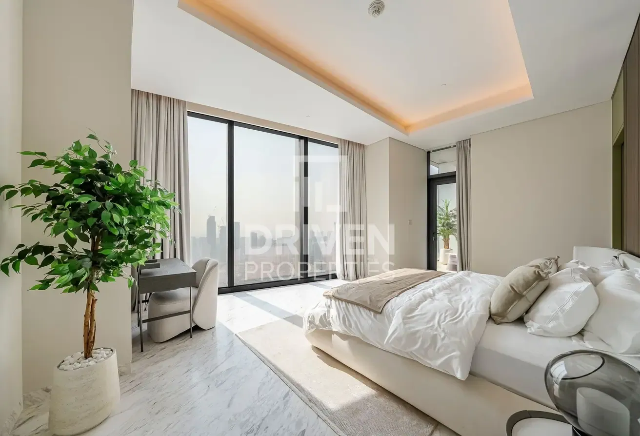Vacant | High Floor | Open for Offers | Prime Area