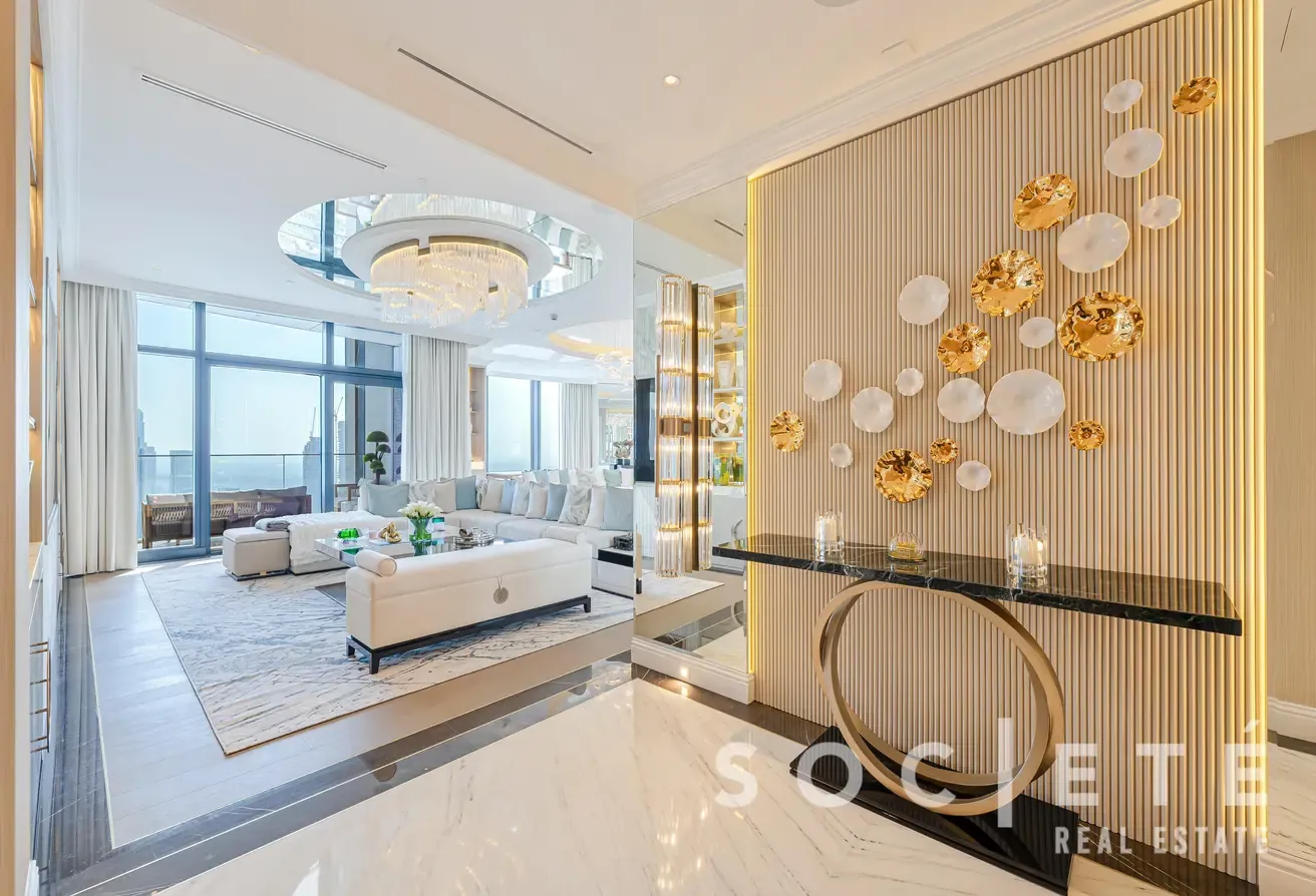A MASTERPIECE IN THE SKY I FURNISHED I UPGRADED