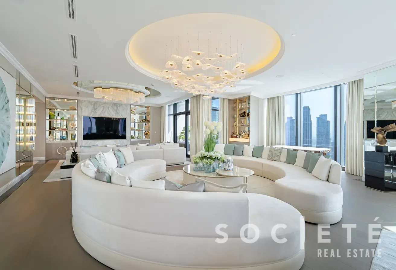 A MASTERPIECE IN THE SKY I FURNISHED I UPGRADED