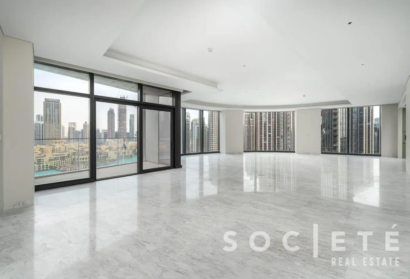 EXCLUSIVE LISTING | MID FLOOR | MOTIVATED SELLER
