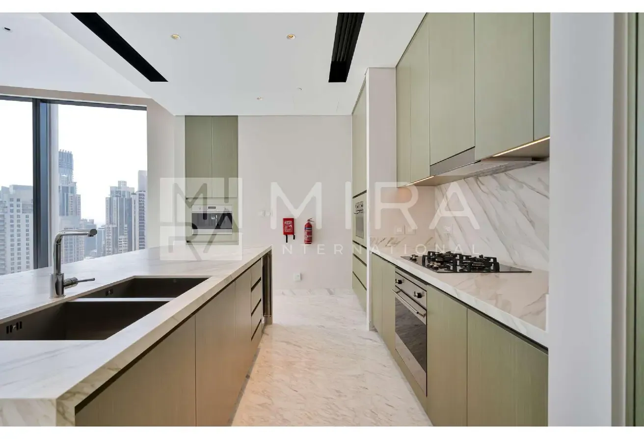 Exclusive Floor | 01 Series | Motivated Seller