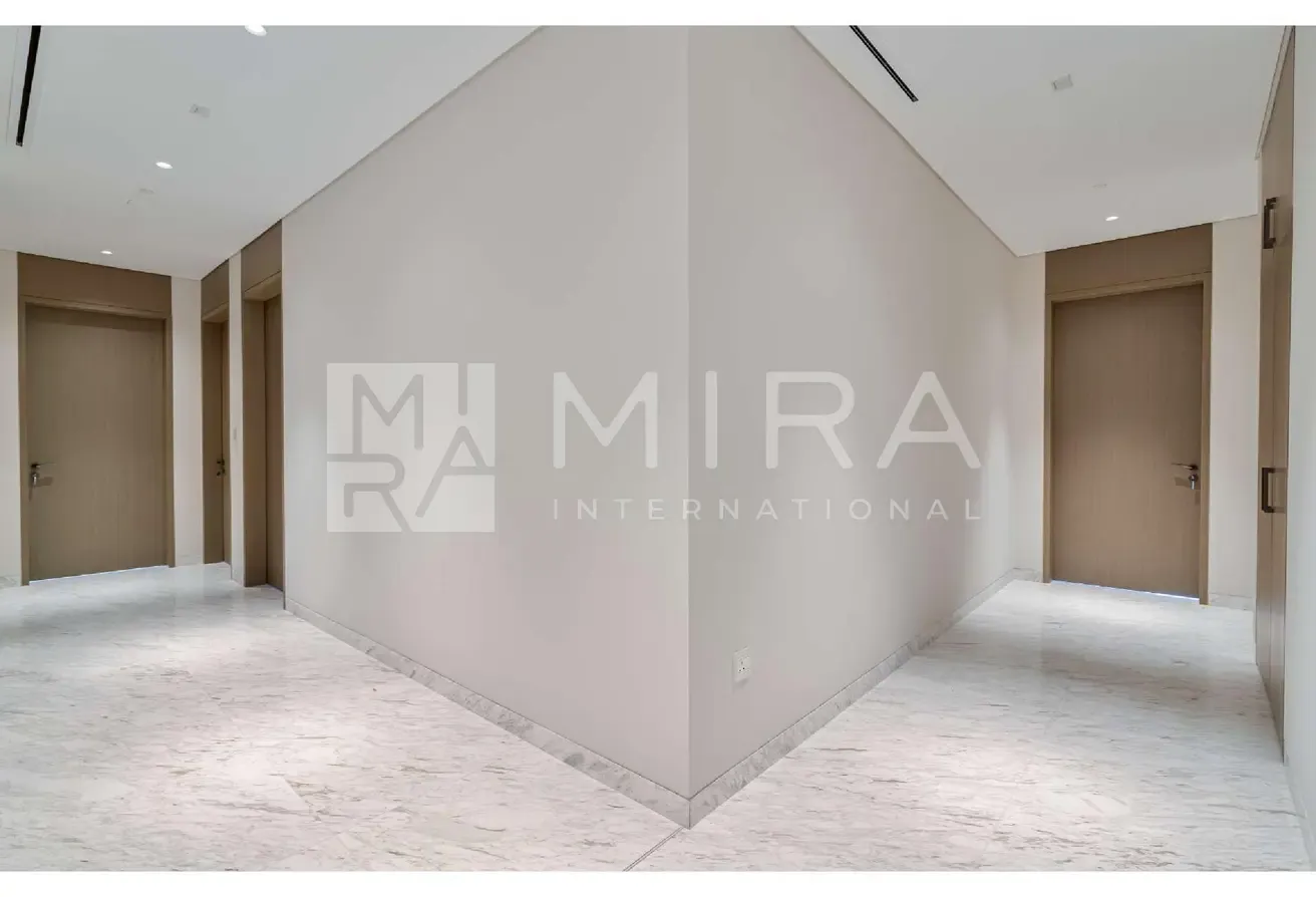 Exclusive Floor | 01 Series | Motivated Seller