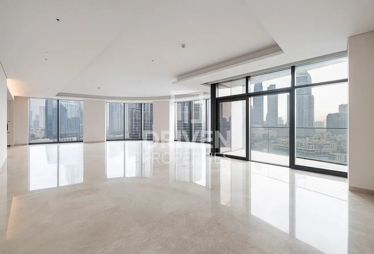 Unique Design | 02 Series | Stunning View