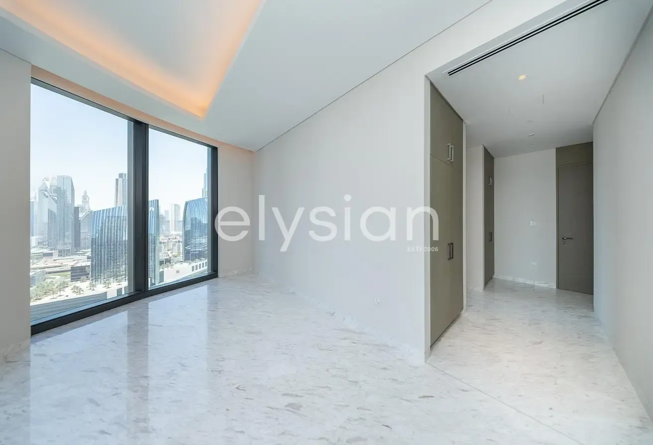 Iconic Luxury | Burj & Fountain Views | 02 Layout