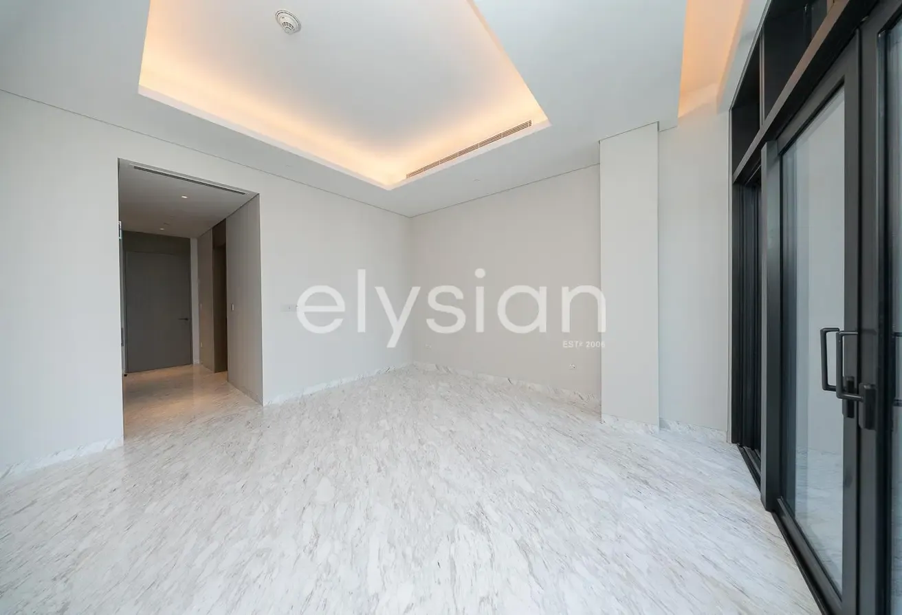 Iconic Luxury | Burj & Fountain Views | 02 Layout