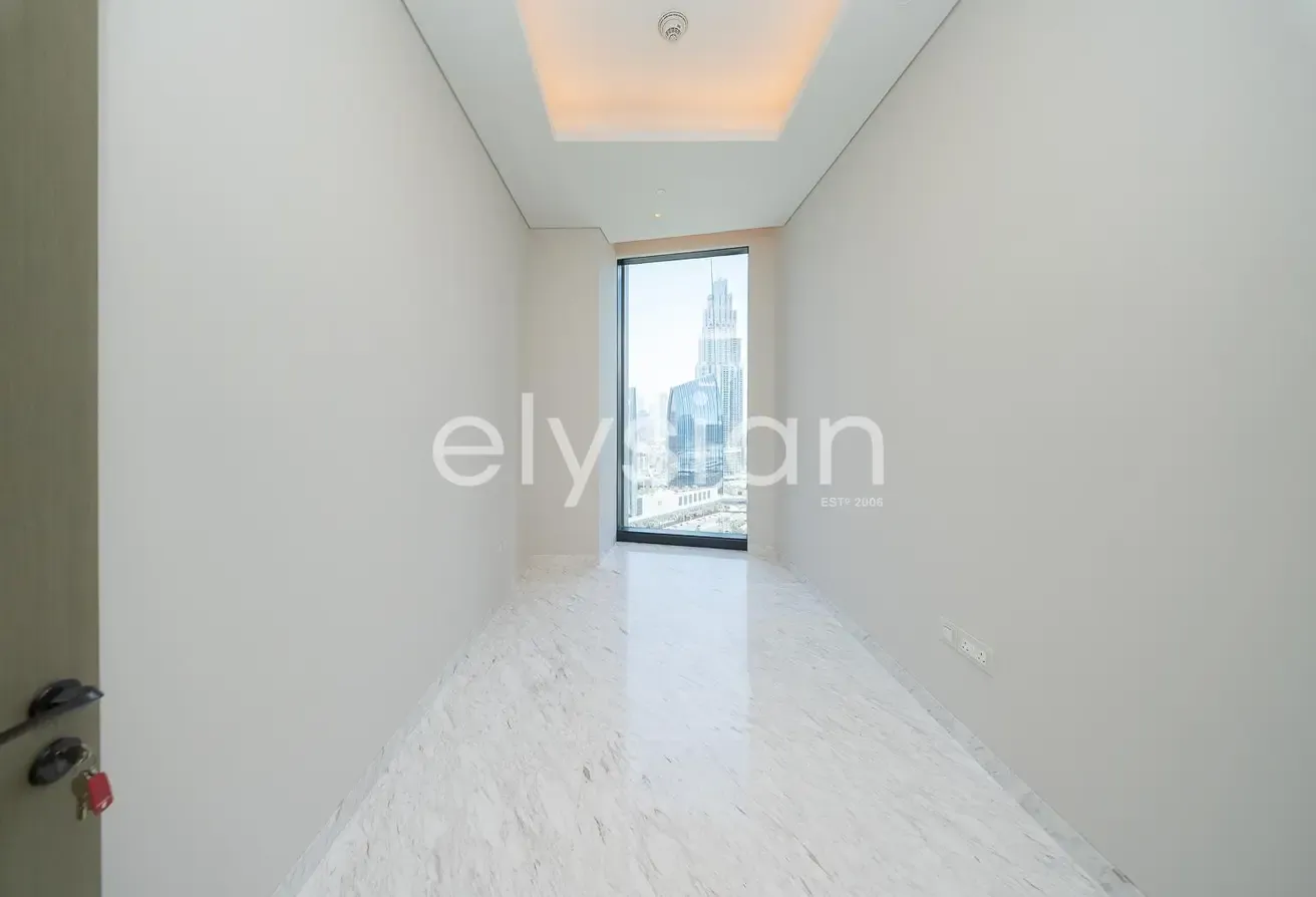 Iconic Luxury | Burj & Fountain Views | 02 Layout