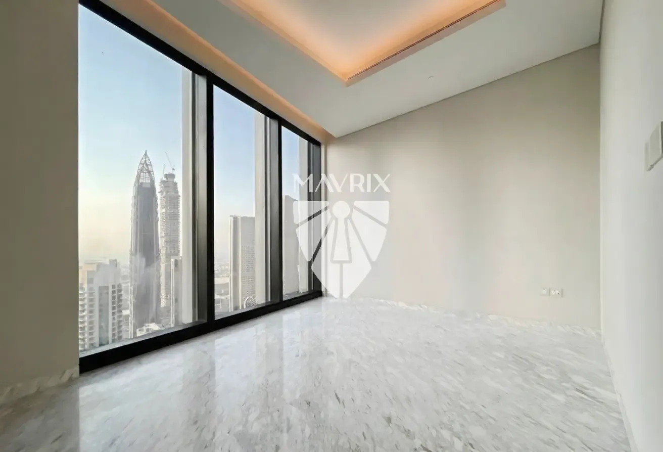 Best View | 01 Layout | Vacant on Transfer