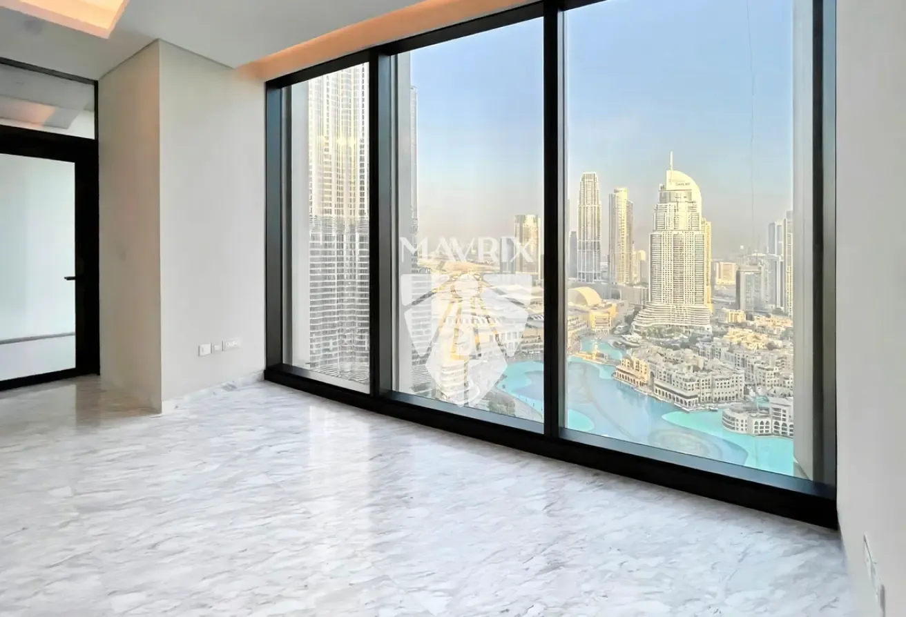Best View | 01 Layout | Vacant on Transfer