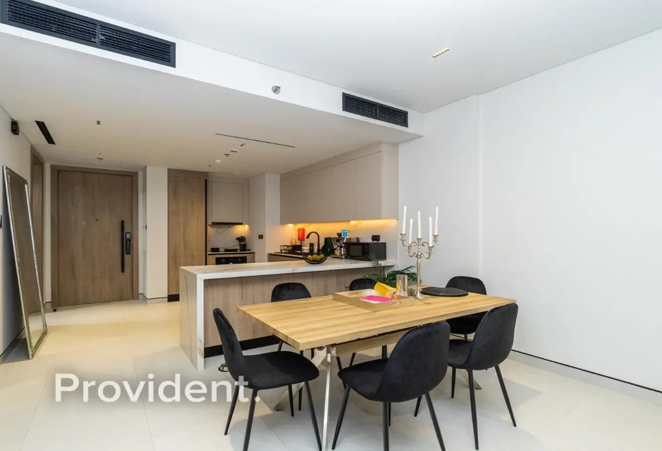 Luxury 1BR | Freehold | Ready to Move