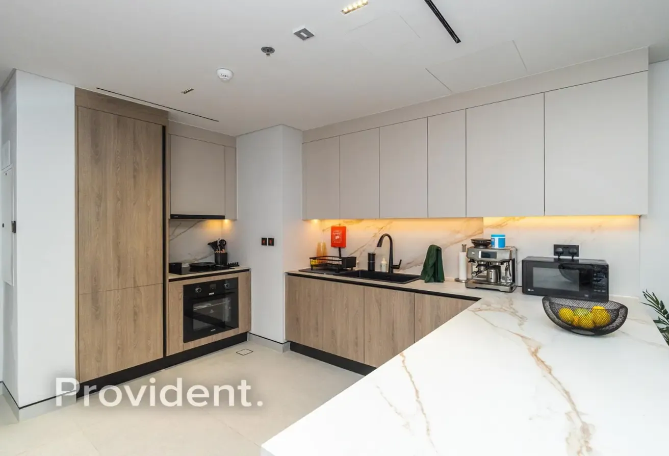 Luxury 1BR | Freehold | Ready to Move