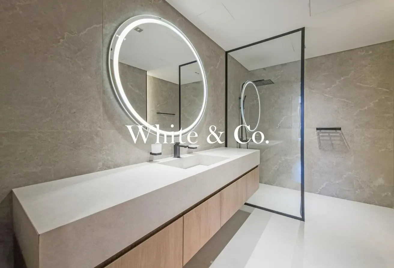 Vacant | Large Layout | Premium Finish