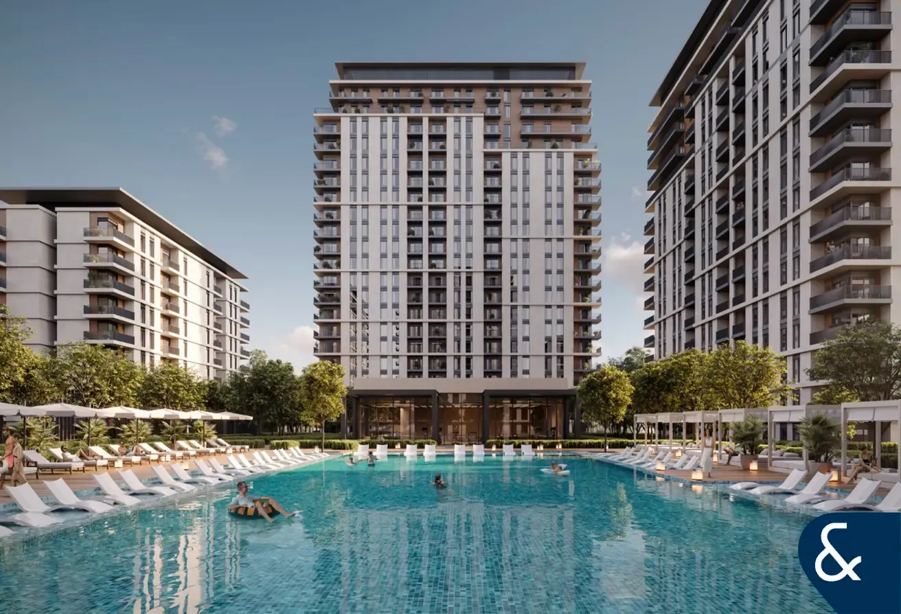 Luxury Apartment | 1BR | Corner Unit