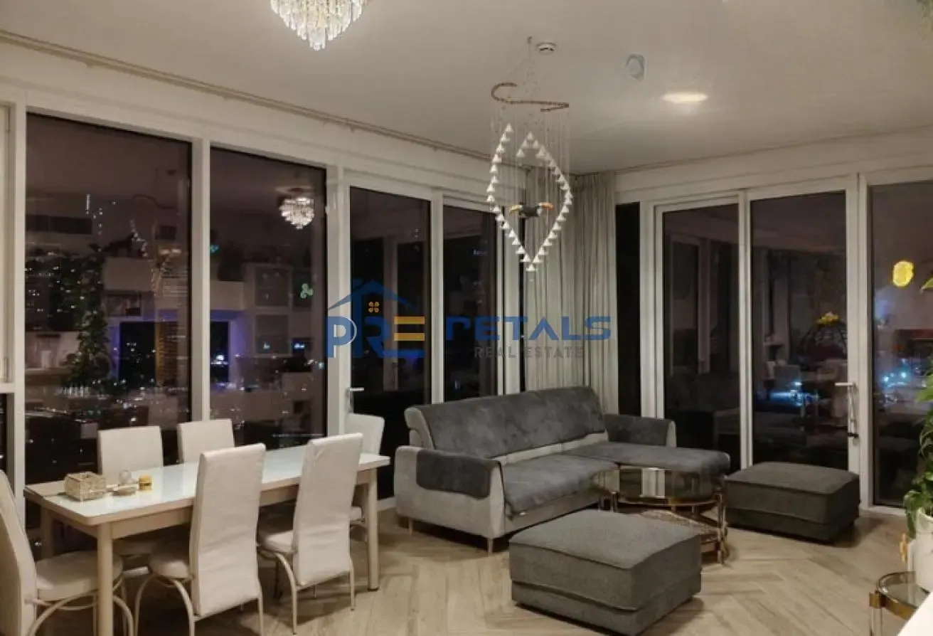 Full Furnished Bright and Spacious 2BR Near Metro