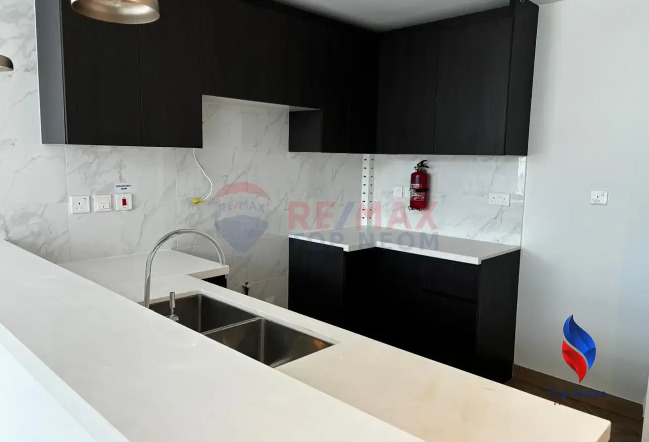 READY TO MOVE IN - NEAR METRO -  PRIME LOCATION