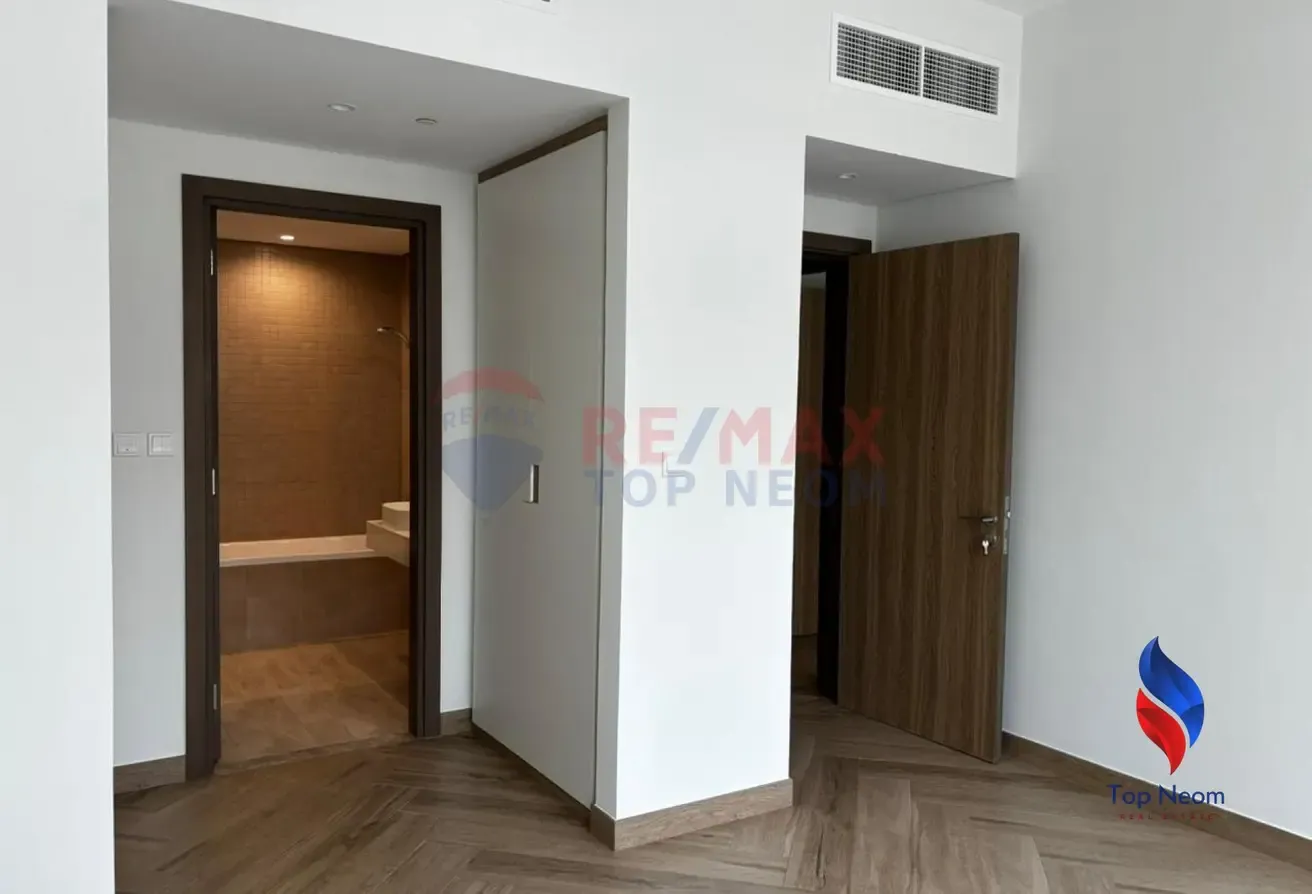 READY TO MOVE IN - NEAR METRO -  PRIME LOCATION