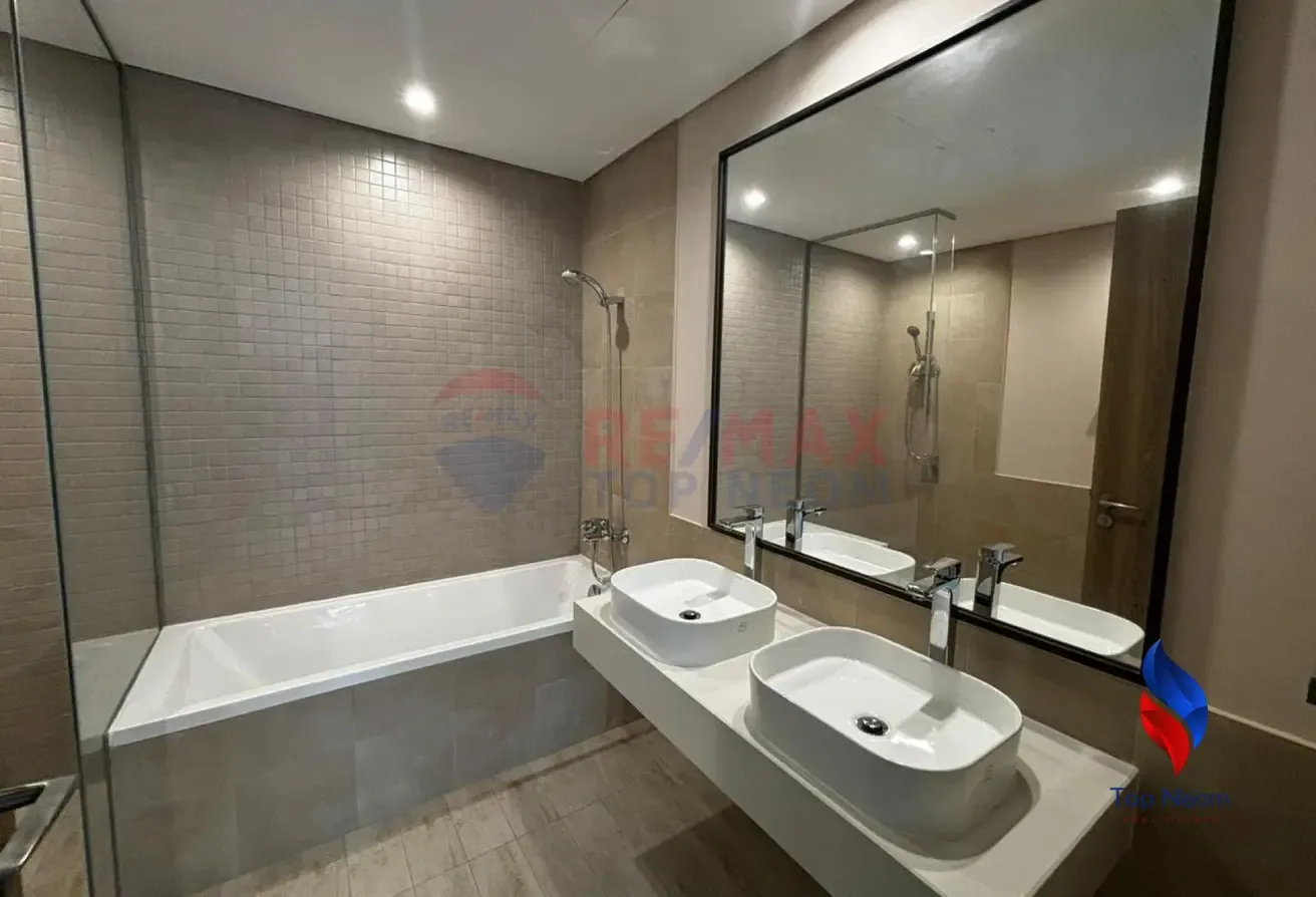 READY TO MOVE IN - NEAR METRO -  PRIME LOCATION
