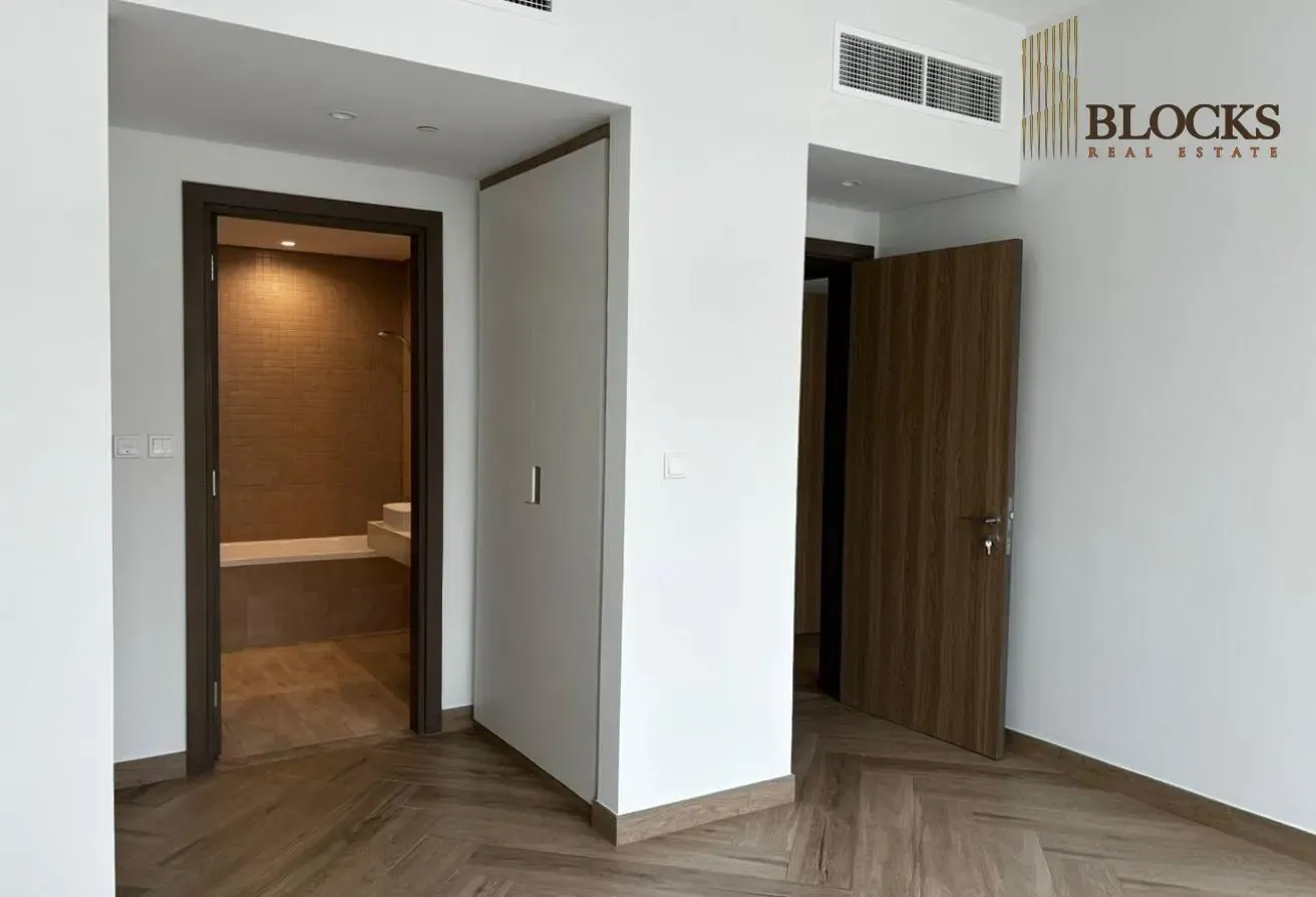 GREAT DEAL | BRAND NEW | 2BR w/ HUGE TERRACE