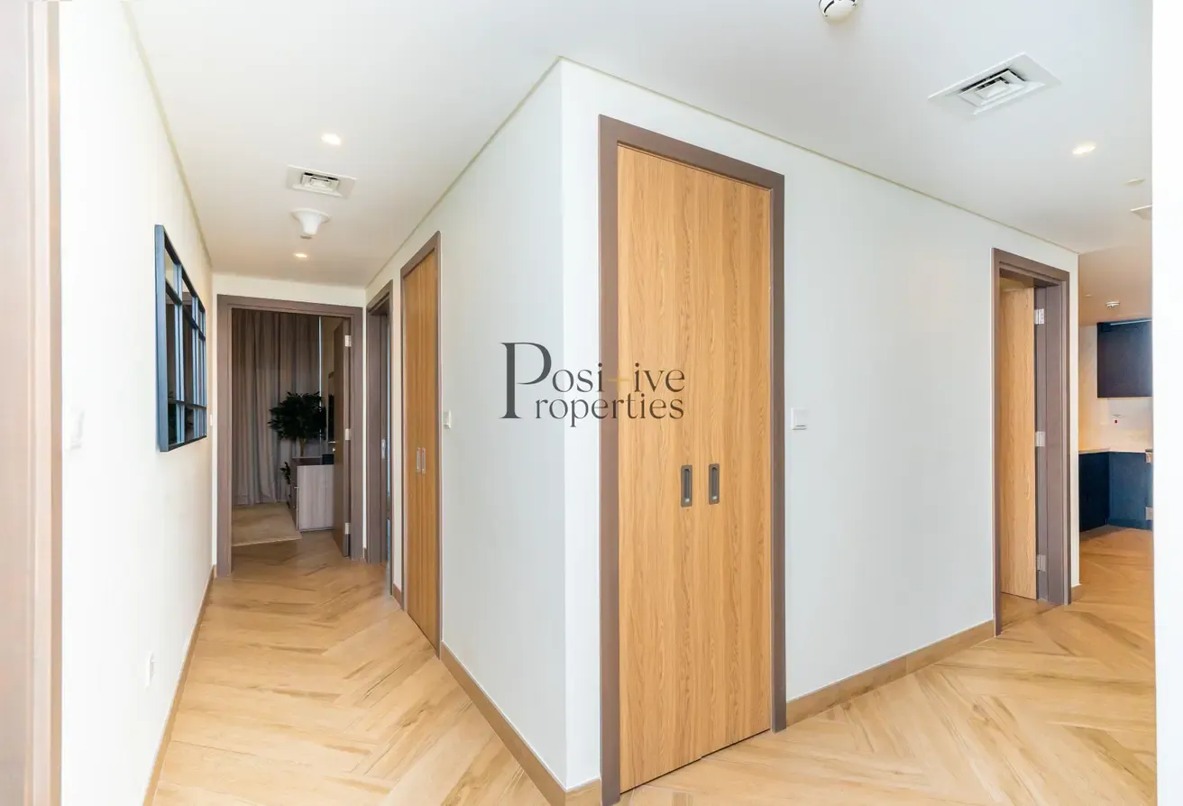 Rarest 2 Bed with Study | Fully Furnished | Ready to Move Now