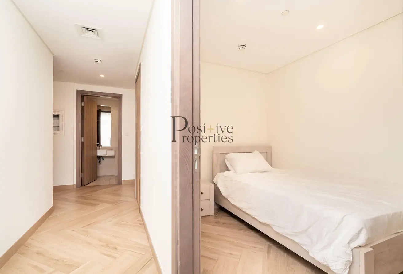 Rarest 2 Bed with Study | Fully Furnished | Ready to Move Now
