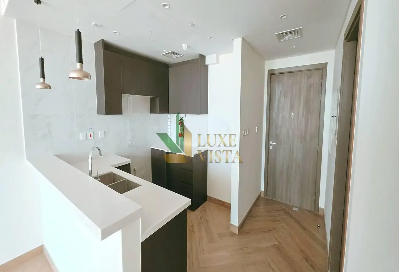 Brand New | Near Metro | High Floor
