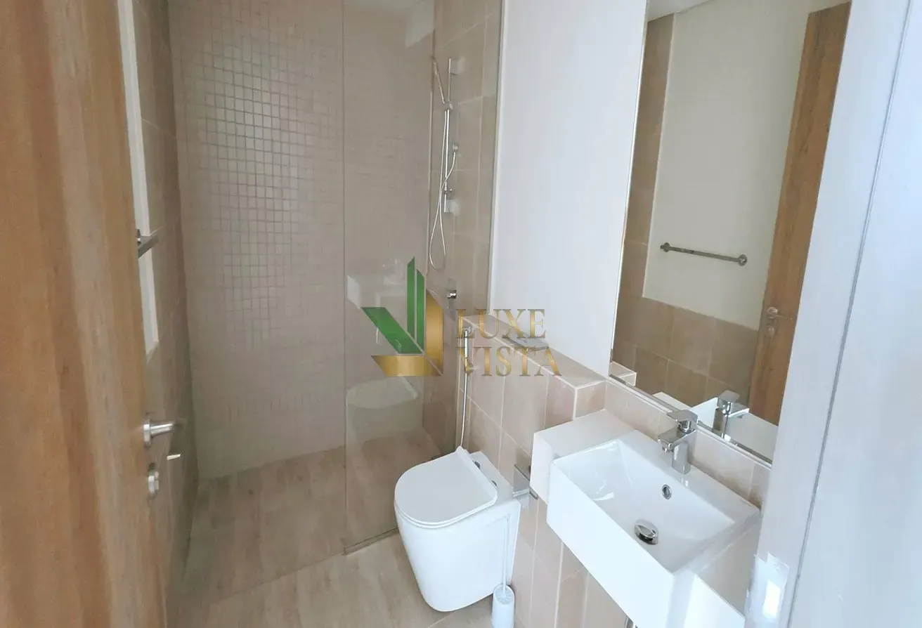 Brand New | Near Metro | High Floor