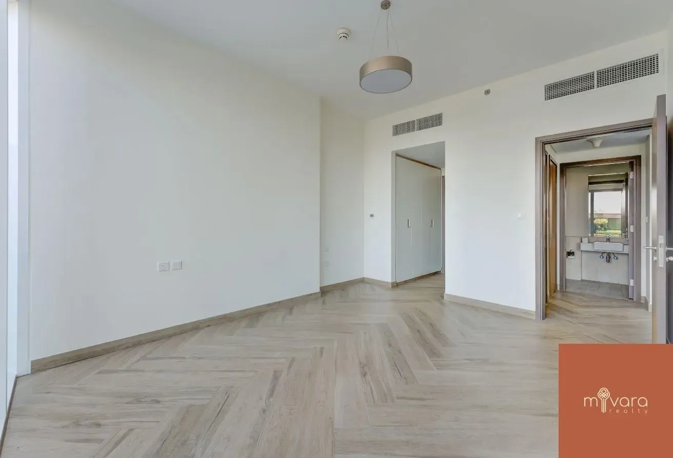 Large 1BR | 948 sqft | 1 Residences 1 | Vacant