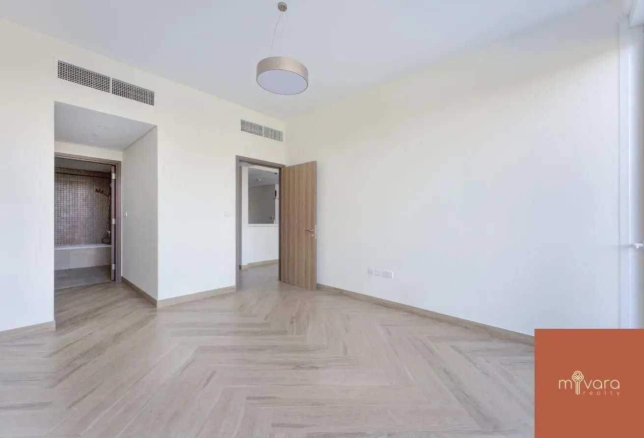 Large 1BR | 948 sqft | 1 Residences 1 | Vacant
