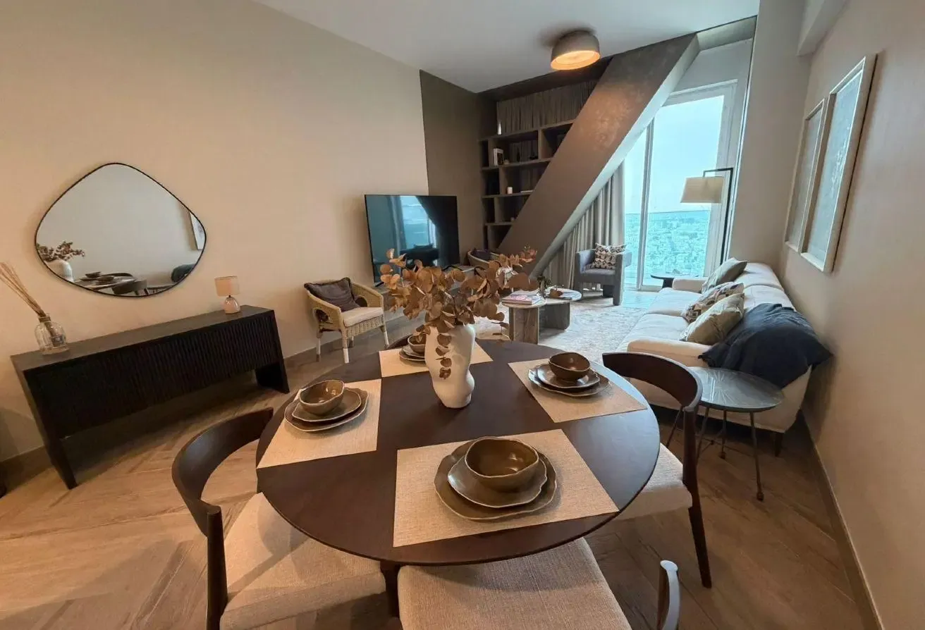 Park View and SZR View / Higher Floor / Spacious