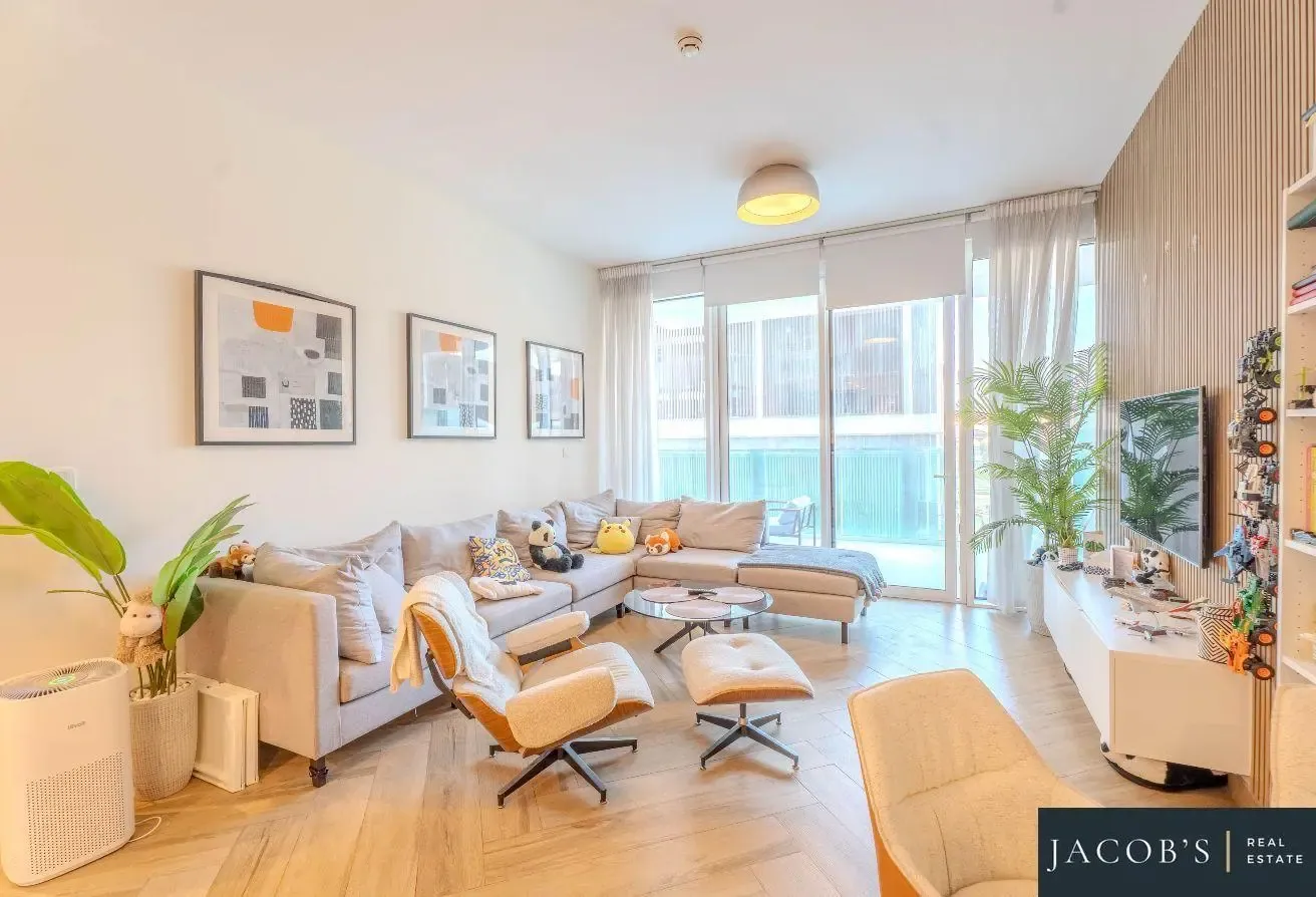 Large Layout | Furnished | Vacant on Transfer