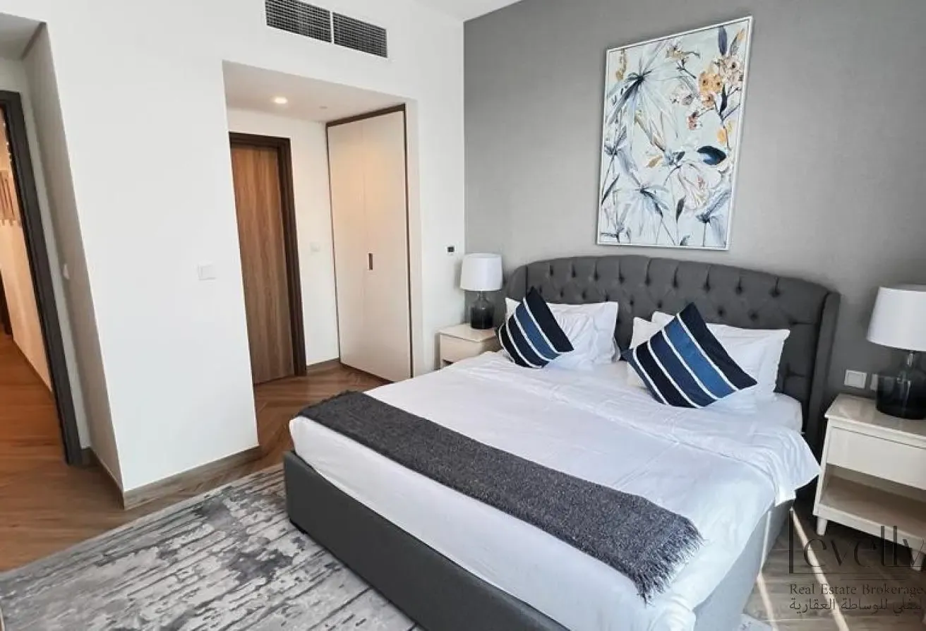 Bright and Spacious 2-BR|Near to Metro|Furnished